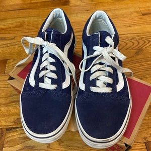 Navy blue vans